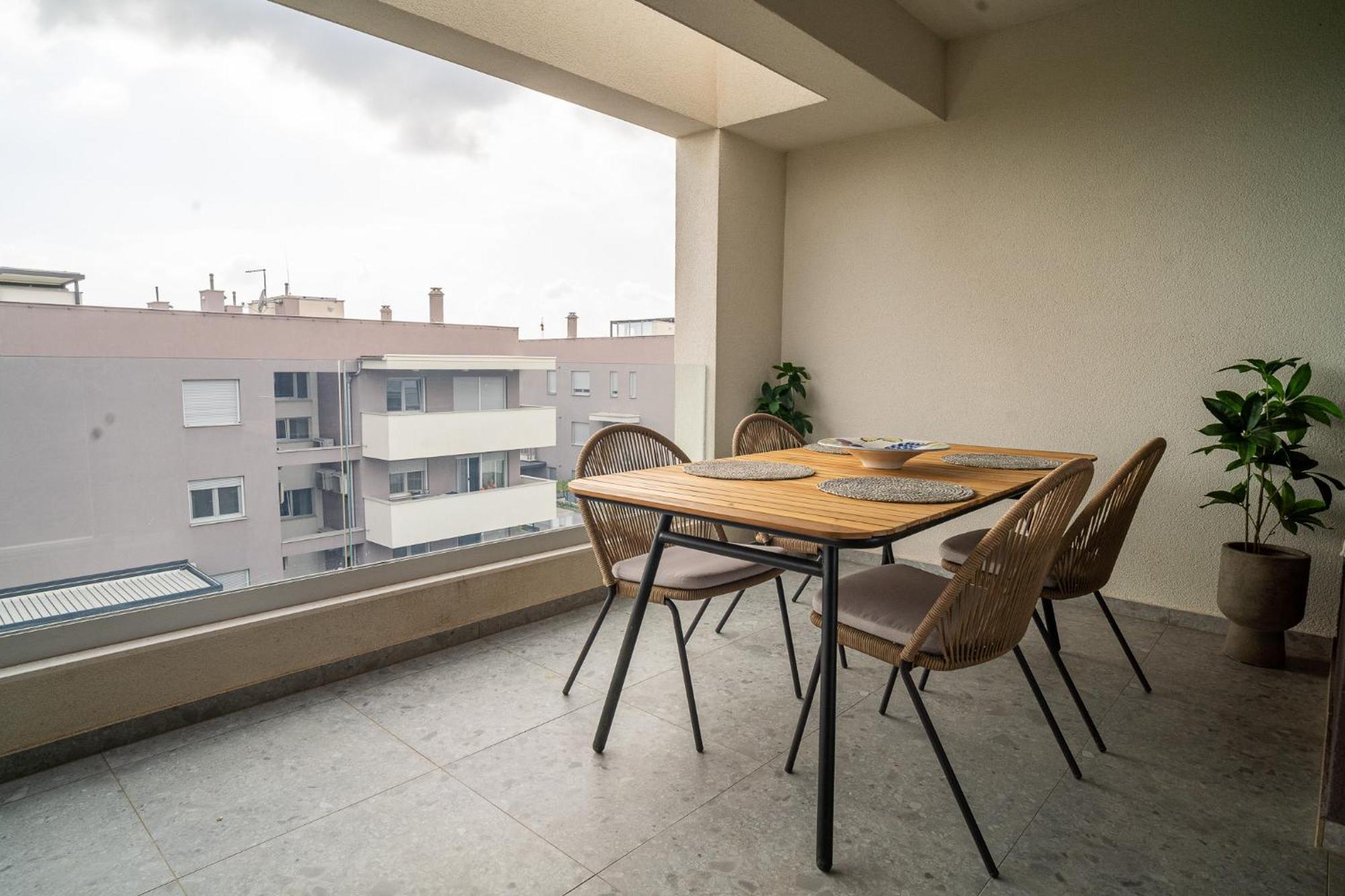 Apartament California By Belmont Realty