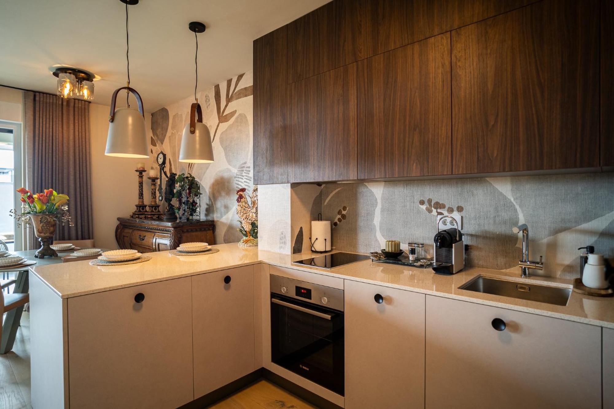 California By Belmont Realty Zadar