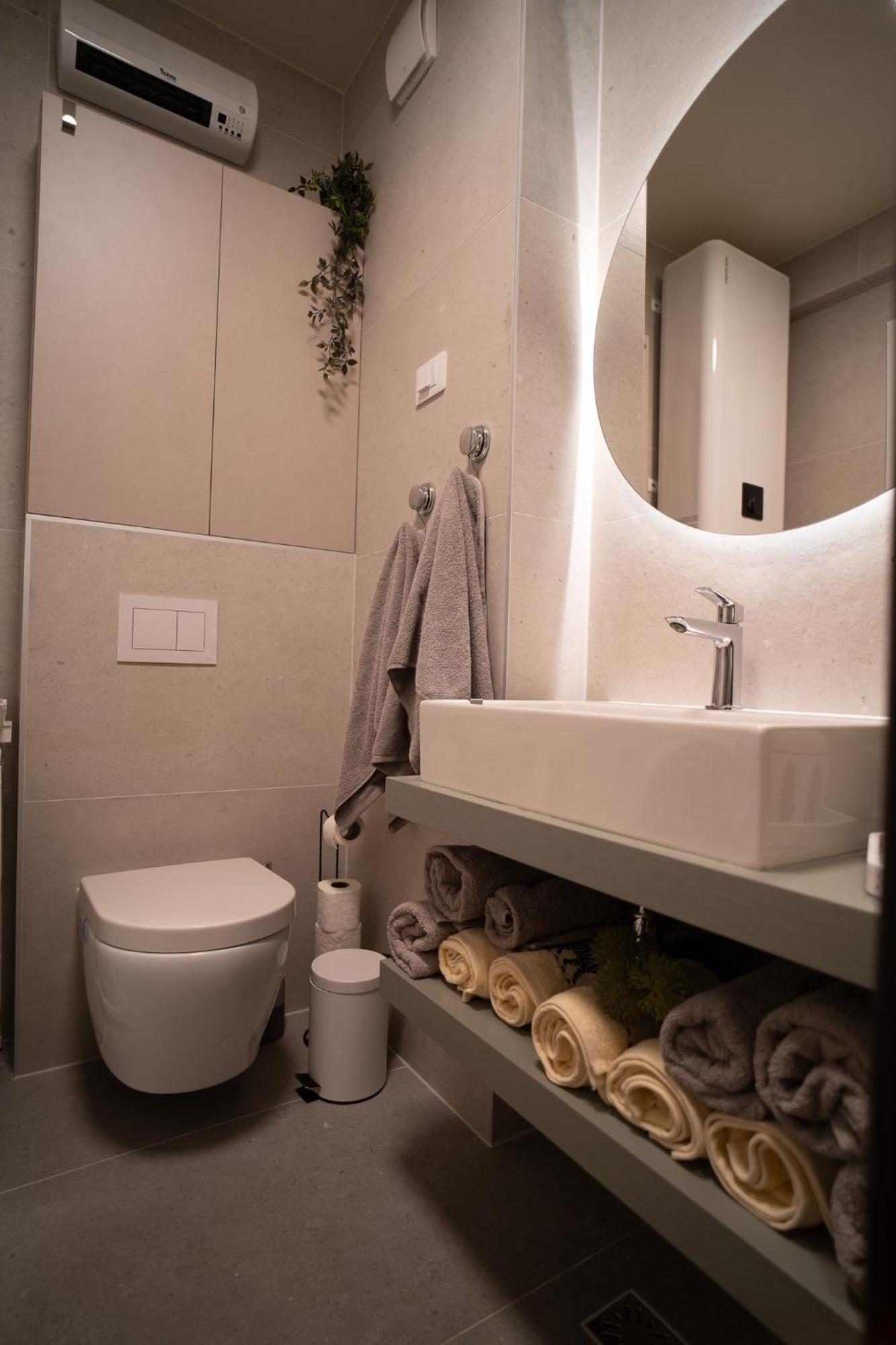California By Belmont Realty Apartament *